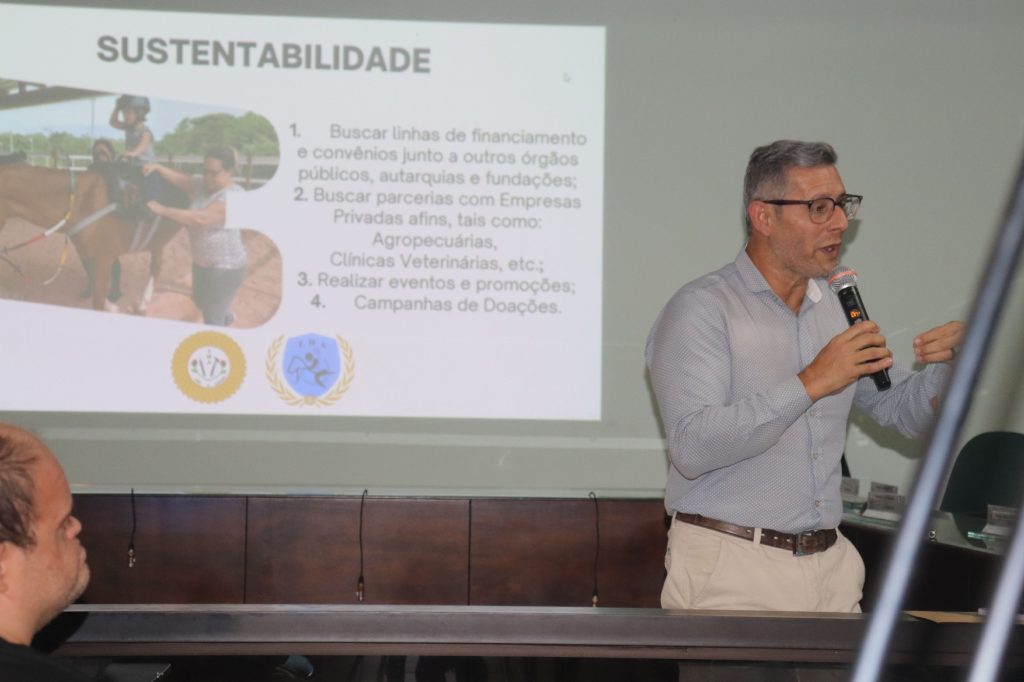 Apresentação do Projeto do Centro de Equoterapia
